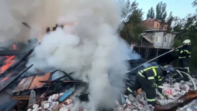 Сгорел дом в Астрахани смотреть онлайн