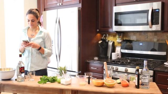 Kick Sass Kitchen Outtakes 4 смотреть онлайн