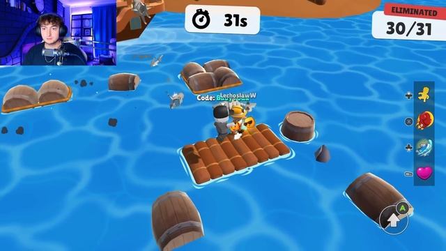 USING STUMBLE GUYS CARDS IN GAME смотреть онлайн
