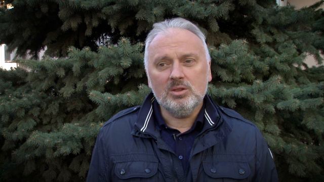 В Новомосковске прошла акция «Поздравь город с весной - посади дерево» смотреть онлайн