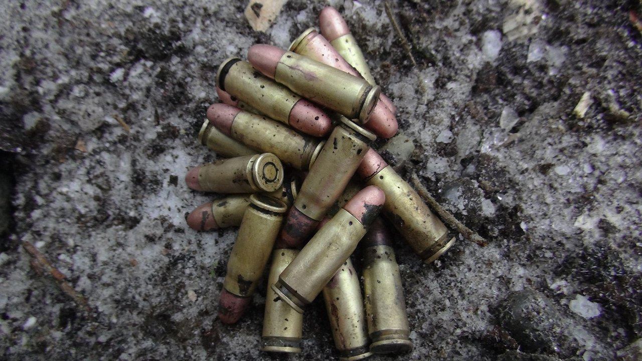 Патроны и опасные находки в идеальном состоянии Раскопки Второй мировой смотреть онлайн