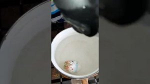 Как клеить наклейки на яйца/ How to glue stickers on eggs