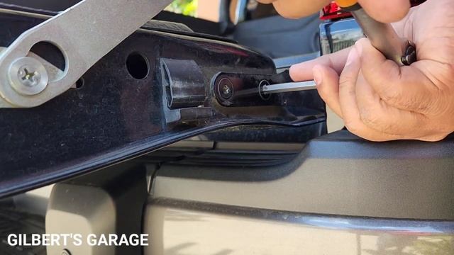 Tailgate Assists Gen. 1 | Installation | Toyota Hilux Conquest 2018 смотреть онлайн