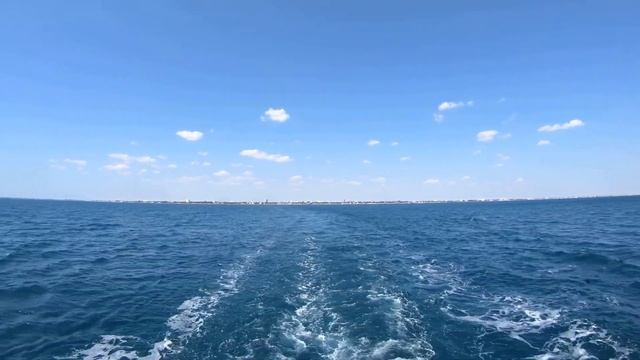 Прогулка по морю на корабле вокруг Евпатории [4K Ultra HD] смотреть онлайн