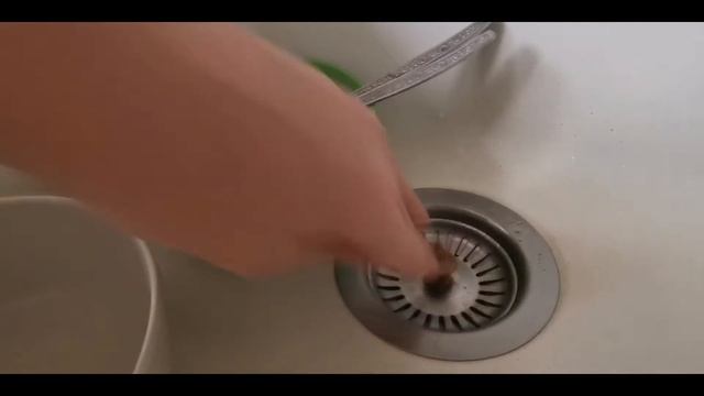 25 способов сломать телефон смотреть онлайн