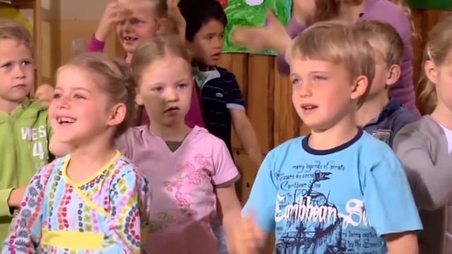 Kinderlieder Mitmach-Mix || Singen, Tanzen und Bewegen смотреть онлайн