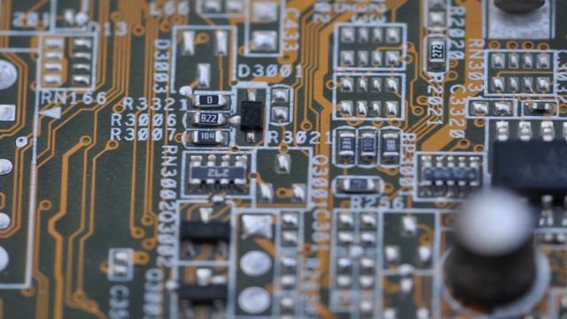 Do THIS to improve your server uptime смотреть онлайн