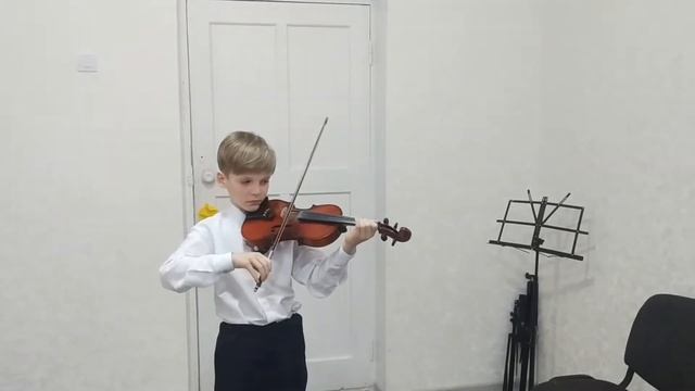 Неклюдов Любомир. Е. Рыбкин "Веселый танец" смотреть онлайн