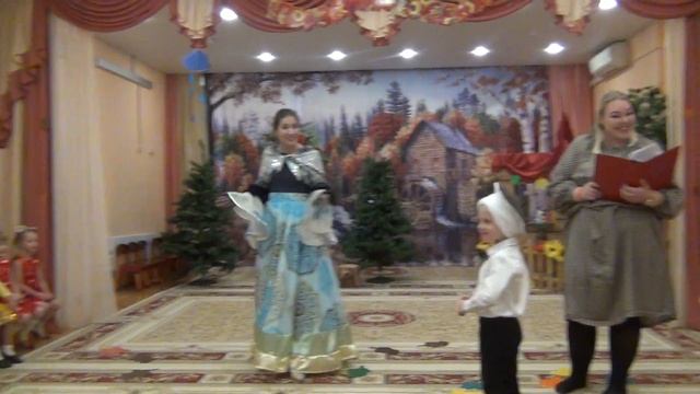 Праздник осени в детском саду 31.10.2019 (5 группа) Часть 2 смотреть онлайн