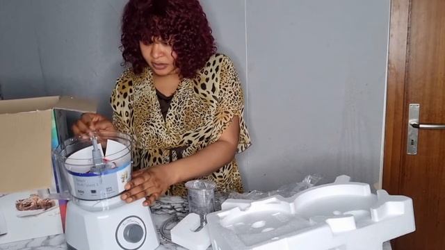 BOSCH FOOD PROCESSOR UNBOXING//BOSCH MCM3200W смотреть онлайн