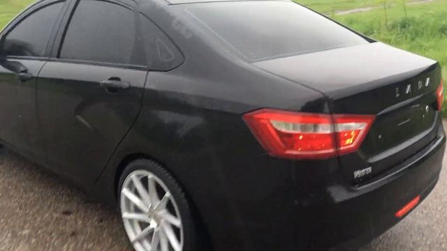 Lada Vesta на r18 катках 26 р смотреть онлайн