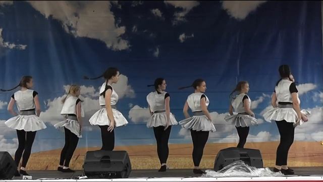 Образцовый ансамбль танца ВЯСЕЛКА смотреть онлайн