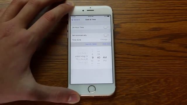Установка на iPhone's даты 1 января 1970 моментально превращает ваш iPhone в кирпич смотреть онлайн