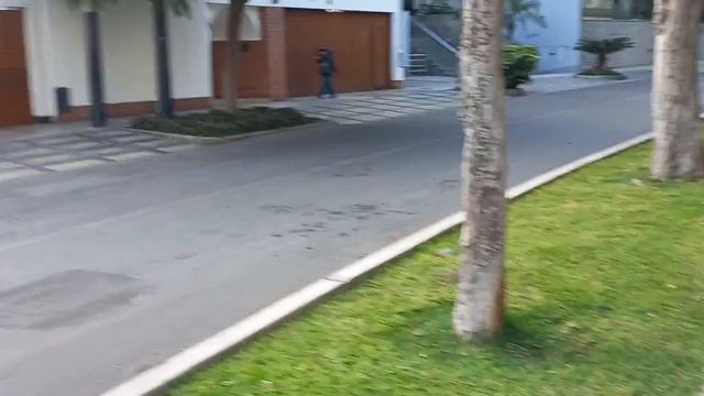 LIMA. Parque Melvin Jones II (Miraflores) 🇵🇪 смотреть онлайн