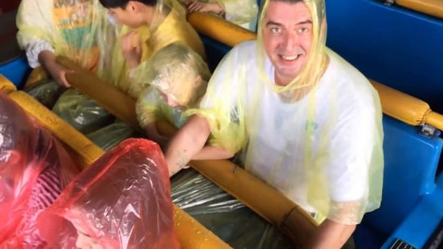 Парк развлечений DREAM WORLD в Бангкоке и ДЕНЬ РОЖДЕНИЕ Сайруса - 5 лет! | Cyrus and Ariel World смотреть онлайн