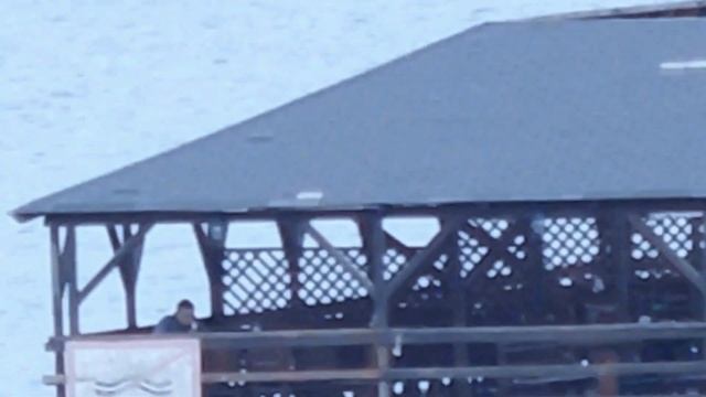 Pontonul de la barajul Bicaz ( zoom Nikon Coolpix P530 ) смотреть онлайн