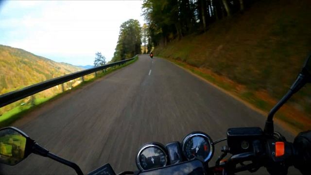 Kawasaki Z1000 Honda CBF 600 NA, French Twistees Part 1 смотреть онлайн