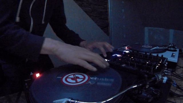 Set Vinyl Hardtechno смотреть онлайн