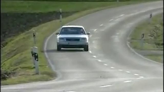 Audi A8 W12 (D2) (Test - Essai - Reportage) FR 2001