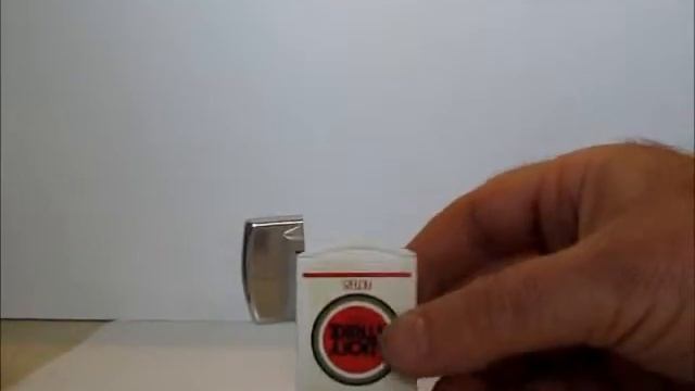 LUCKY STRIKE LIGHTER & MAGIC MATCHBOX смотреть онлайн