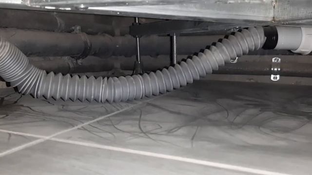 Не сливается вода в душе, что делать ? смотреть онлайн