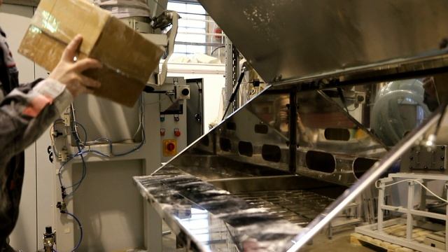 Аспирация ручного растаривателя мешков смотреть онлайн