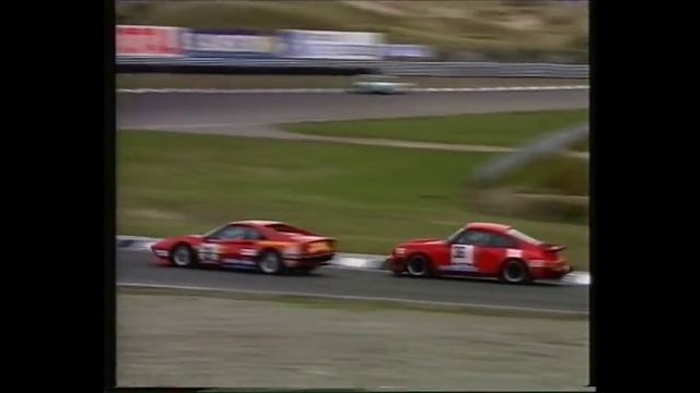 Ferrari-Porsche challenge op Zandvoort смотреть онлайн