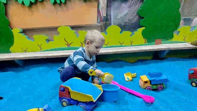 Vlog / Игровая комната / Детский игровой центр смотреть онлайн