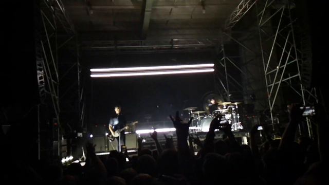 Royal Blood - Ten Tonne Skeleton @ Morze SPB (01/08/19) смотреть онлайн