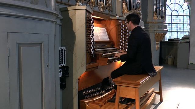 J. S. Bach - "In Dir Ist Freude" BWV 615 смотреть онлайн