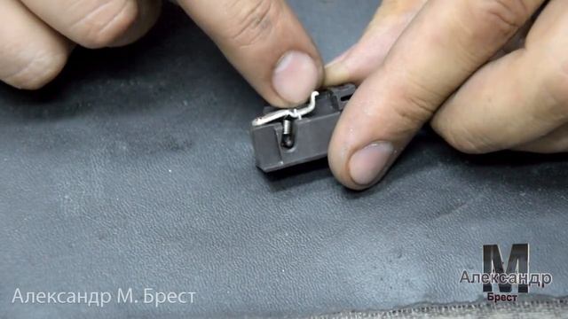 1609203V49 \ Как починить кнопку от Bosch POF 1200 \ Перестал включаться фрезер смотреть онлайн