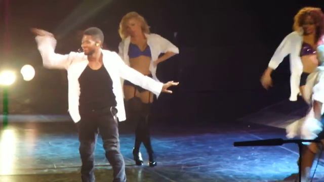 Usher - Hey Daddy (OMG Tour '11) смотреть онлайн