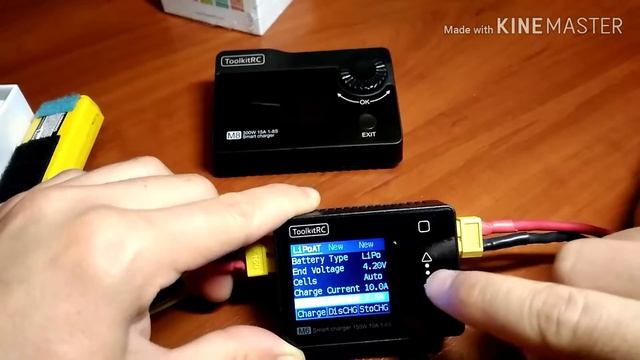 ToolkitRC M6 150W Charger - обзор-сравнение карманного зарядного устройства - комбайна (rus)