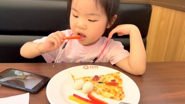 Korea Vlog: шопинг в Корее с дочей. Корейский стиль. Разбилось зеркало ((