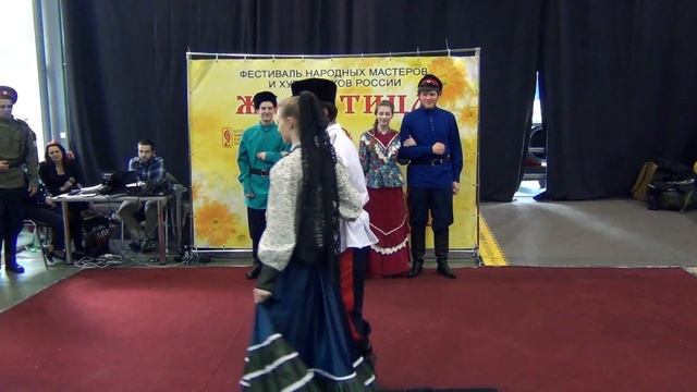 Студенческий театр реконструкции костюма "ВЕРВИЦА" на выставке Жар-птица 2016 смотреть онлайн