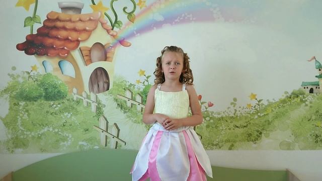 Военно-исторический фестиваль "Белый голубь" 2018 Репетенко Варвара (5 лет) смотреть онлайн