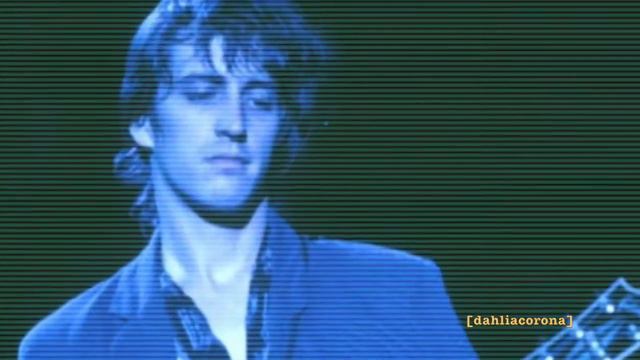 Izzy Stradlin feat. Lauren Barth & Jesse Aycock — "Call Me the Breeze" — Audio смотреть онлайн