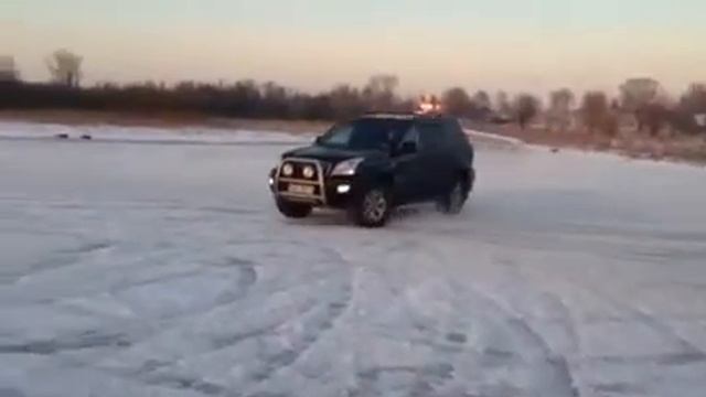 Toyota Land Cruiser Prado 120 4.0VVT 2007 смотреть онлайн