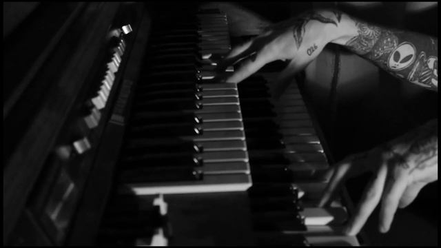Marcus Norberg and the Disappointments - Someone Said (It A'int Easy) (Official Video) смотреть онлайн