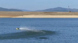 1st RACE into the lake «VOLANTEX VECTOR SR65» BRUSHLESS RC RACING BOAT (BANGGOOD COURTESY)
