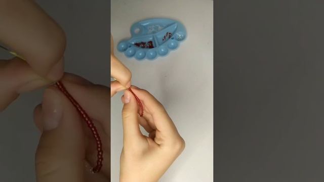 Плетём новогодние серёжки из бисера! Серёжки за 5 мин! Смотри скорее!!? смотреть онлайн