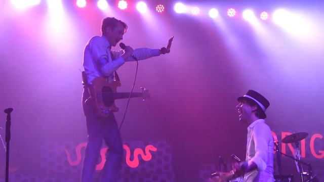 Mika 13-11-2012 in Paris Tum-ta-ta-di-da-di-dum смотреть онлайн