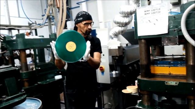 Antibody - Warsaw Afrobeat Orchestra смотреть онлайн