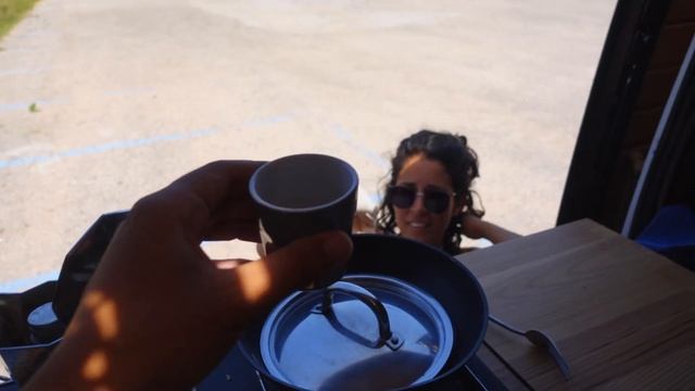 PRAIAS PARADISÍACAS DA SARDENHA ? Primeira chuvada na Costa Este da Ilha | VANLIFE SARDENHA, ITÁLI смотреть онлайн