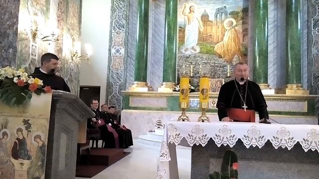 Il cardinale Pietro Parolin. I'incontro con i poveri. Ucraina. Kiev смотреть онлайн