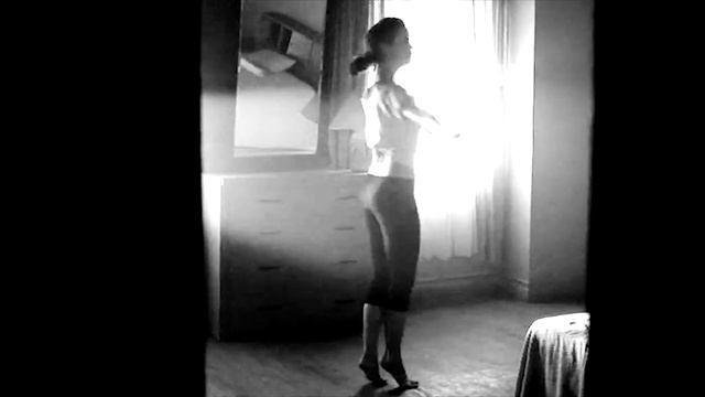 Summer Glau; lamenta смотреть онлайн