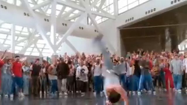 невероятна сцена от филма / Улични танци/ You.Got.Served смотреть онлайн