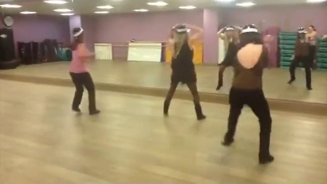 МК - Бродвейский джаз смотреть онлайн