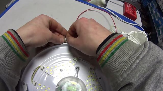 Как подключить светильник с пультом, Светодиодный. LED. смотреть онлайн