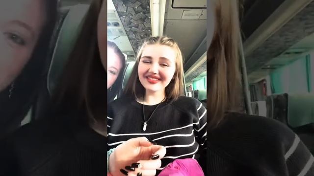 Телефон живёт своей жизнью смотреть онлайн